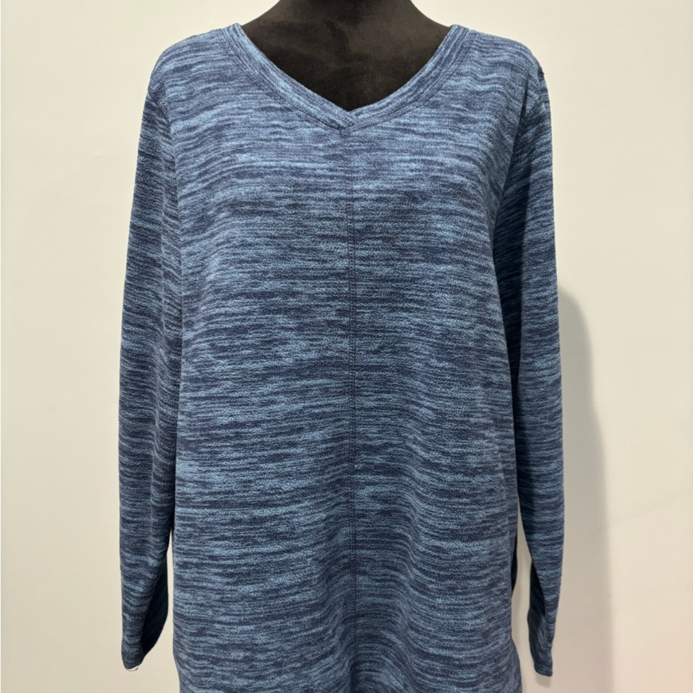 Fleece women’s pullover tops